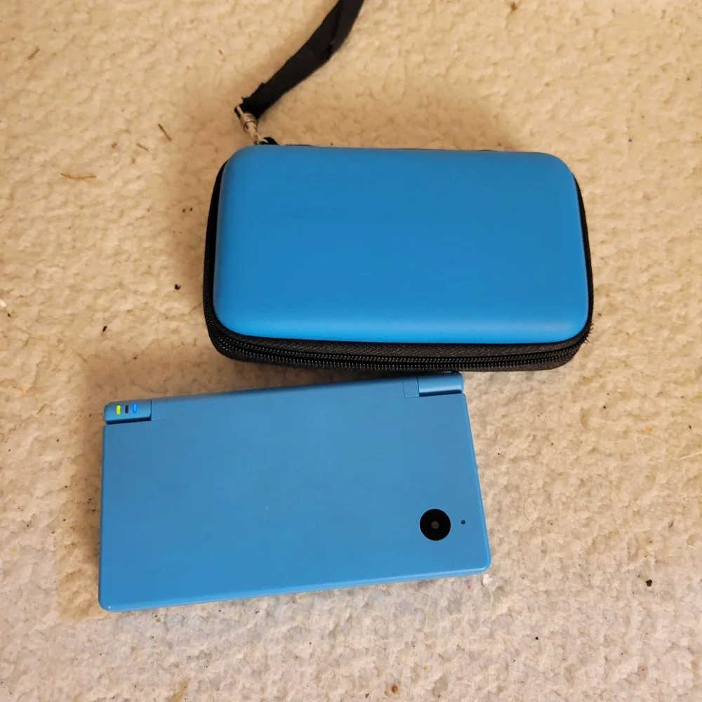 Nintendo DSi‎ Blue Handheld Console Bundle 3 Games Carry Case No Charger...